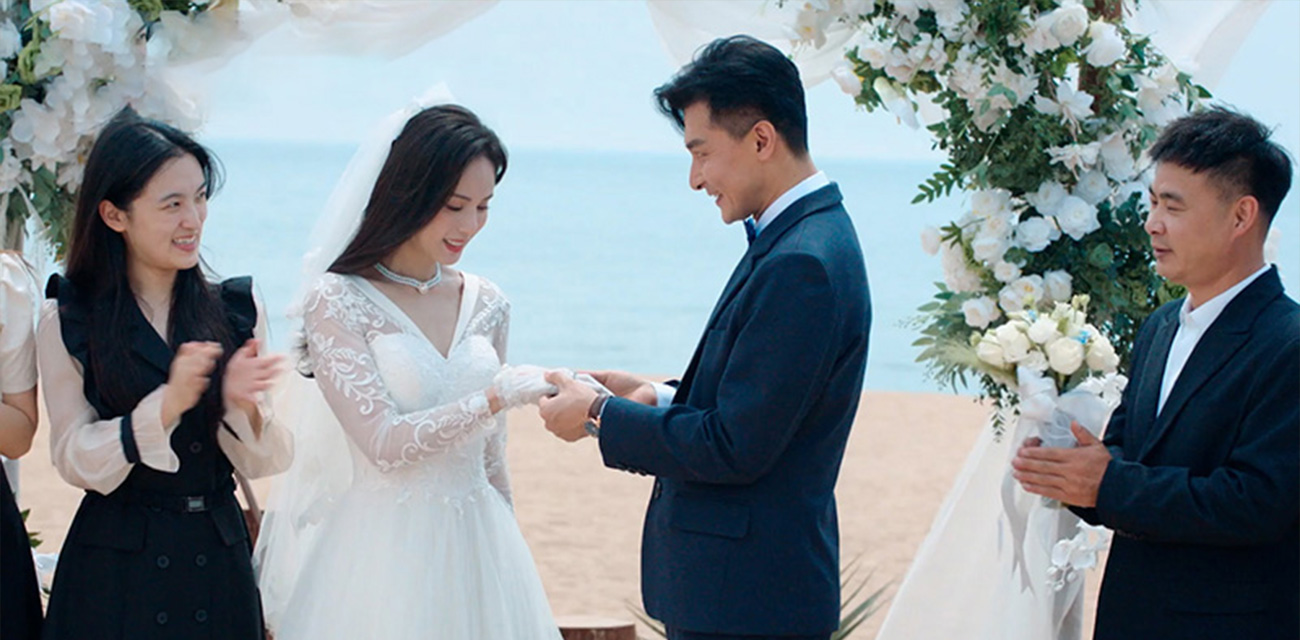 每日短剧《午后玫瑰》59岁李若彤短剧收视率力压同时段电视剧 继出演小龙女后再度荧屏高光！ - 51吃瓜网-51吃瓜网