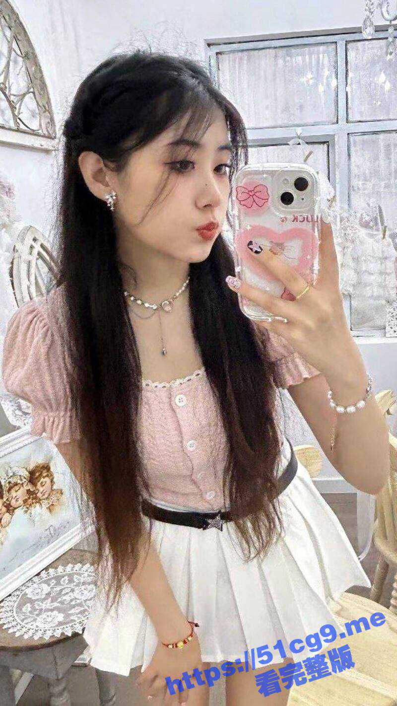 唐山大三学生妹 黄欣燕 只要有钱就能为其服务 超漂亮的小美女 足交 口爆 被按住后入 - 51吃瓜网-51吃瓜网