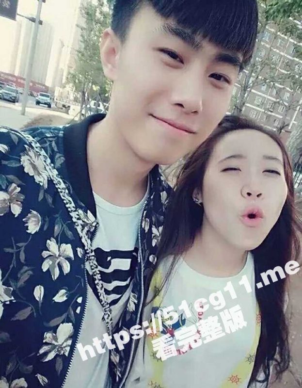 大连小情侣下午三点半准时开始操屄 清纯又反差的女生想叫又不敢大声释放 压抑的呻吟听的让人更上头！-51吃瓜网