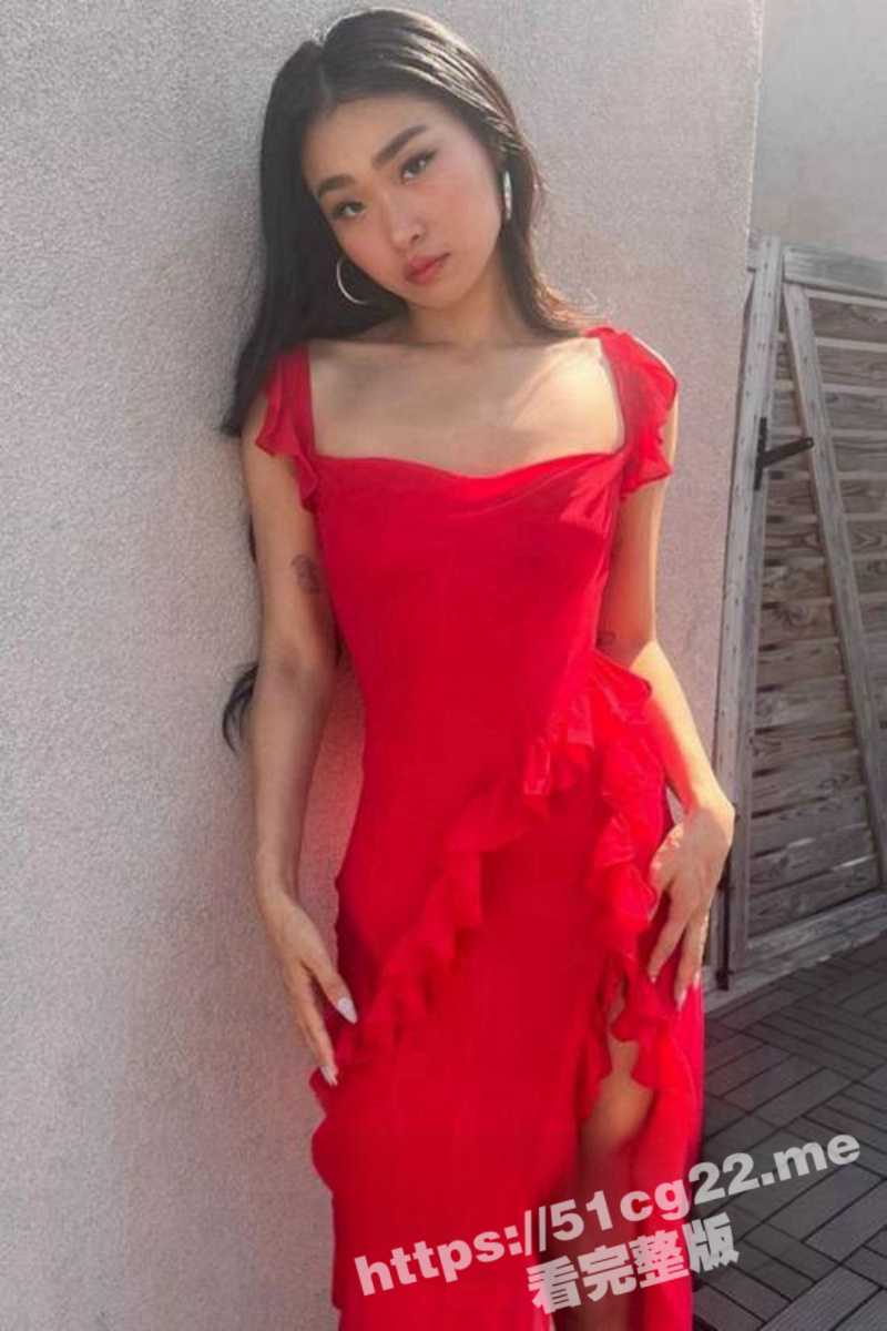 韩国赴美留学生 18岁媚洋婊 Len 在纽约公寓里跪式服务金主 犹如母狗跪舔口交！ - 51吃瓜网-51吃瓜网