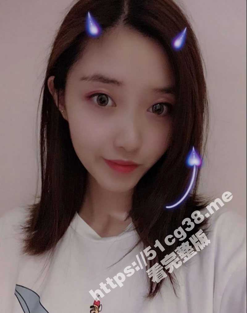 四川大学 绝美校花 林珊珊 宿舍床上拉上布帘全裸掰穴直播处女膜 她室友知道她的骚婊子真面目吗？ - 51吃瓜网-51吃瓜网