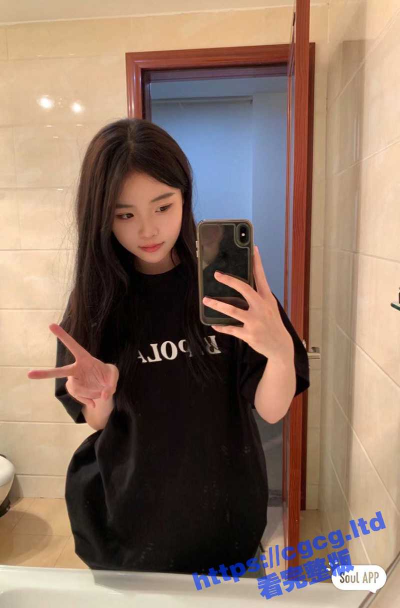 重庆大学城约炮四川美院母狗 小学妹超级敏感 被体育生站起来蹬 操了几下就高潮喷水！ - 51吃瓜网-51吃瓜网