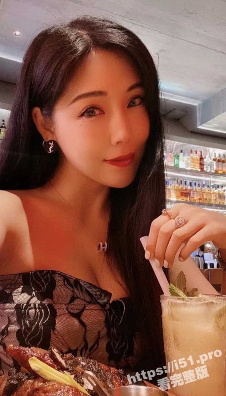 广东佛山反差婊 陈慧 与男友酒店啪啪自拍流出 手活超好 穿着情趣内衣被爆操 呻吟超好听！-51吃瓜网