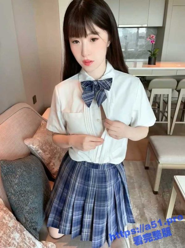 成都极品嫩妹 张玉媛 被土豪金主网调自拍 极品粉乳超漂亮！馒头逼一线天简直无敌！-51吃瓜网