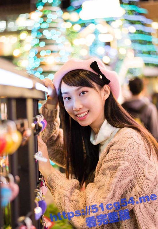 我的清纯反差小女友 主动上位自己动 把她按在镜子前后入呻吟不断主打俩个字 够骚！-51吃瓜网