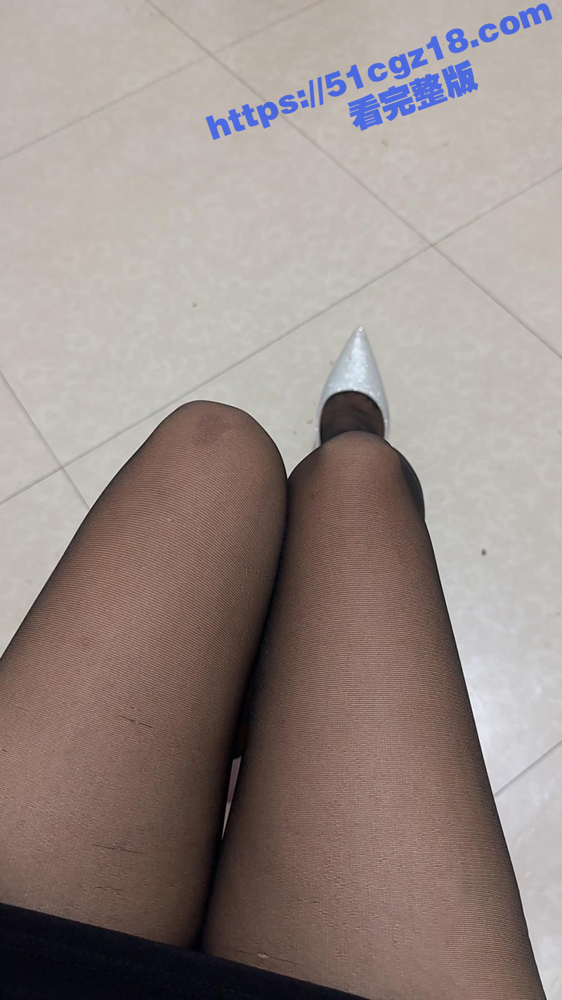 海角叔嫂乱伦之嫂子的第一次 趁着大哥上班找嫂子偷情 强行插入征服嫂子 - 51吃瓜网-51吃瓜网