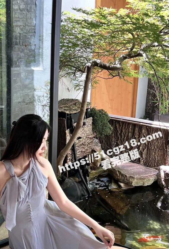 广州工商学院 谭梓柔 与男友性爱视频流出 花式玩弄性感尤物 后入骑乘浪叫不止-51吃瓜网