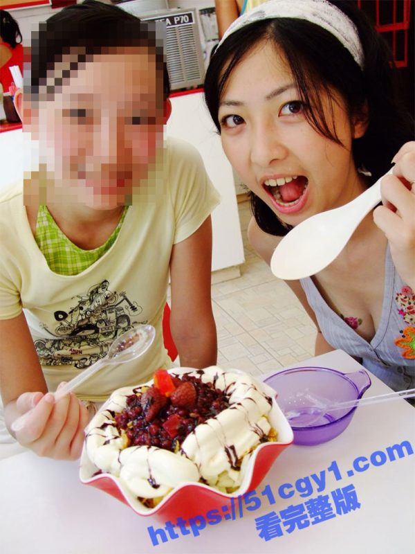 极品可爱反差学生妹 大奶细腰丰臀完美身材 与男友露脸性爱视频流出 性瘾十分强烈的骚母狗！-51吃瓜网