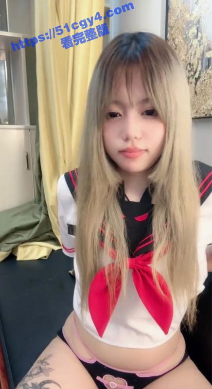 极品网黄少女 欣少 大尺度私拍视频流出 多汁嫩鲍被大屌后入爆操 白浆差点流到屏幕上！-51吃瓜网