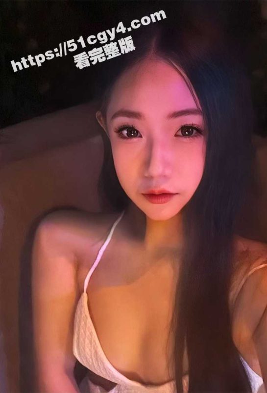 广西民族大学校花 吴芷舒 约炮视频 掌掴凌辱口爆吞精 无套做爱疯狂淫叫 喊着爸爸被颜射-51吃瓜网
