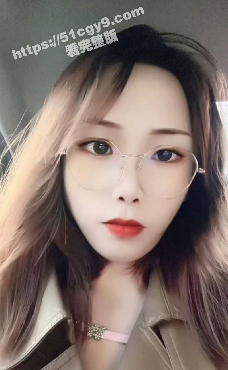 广东极品美少妇出轨 被小伙调教口爆吞精 激情视频还发给绿帽老公看！ - 51吃瓜网-51吃瓜网