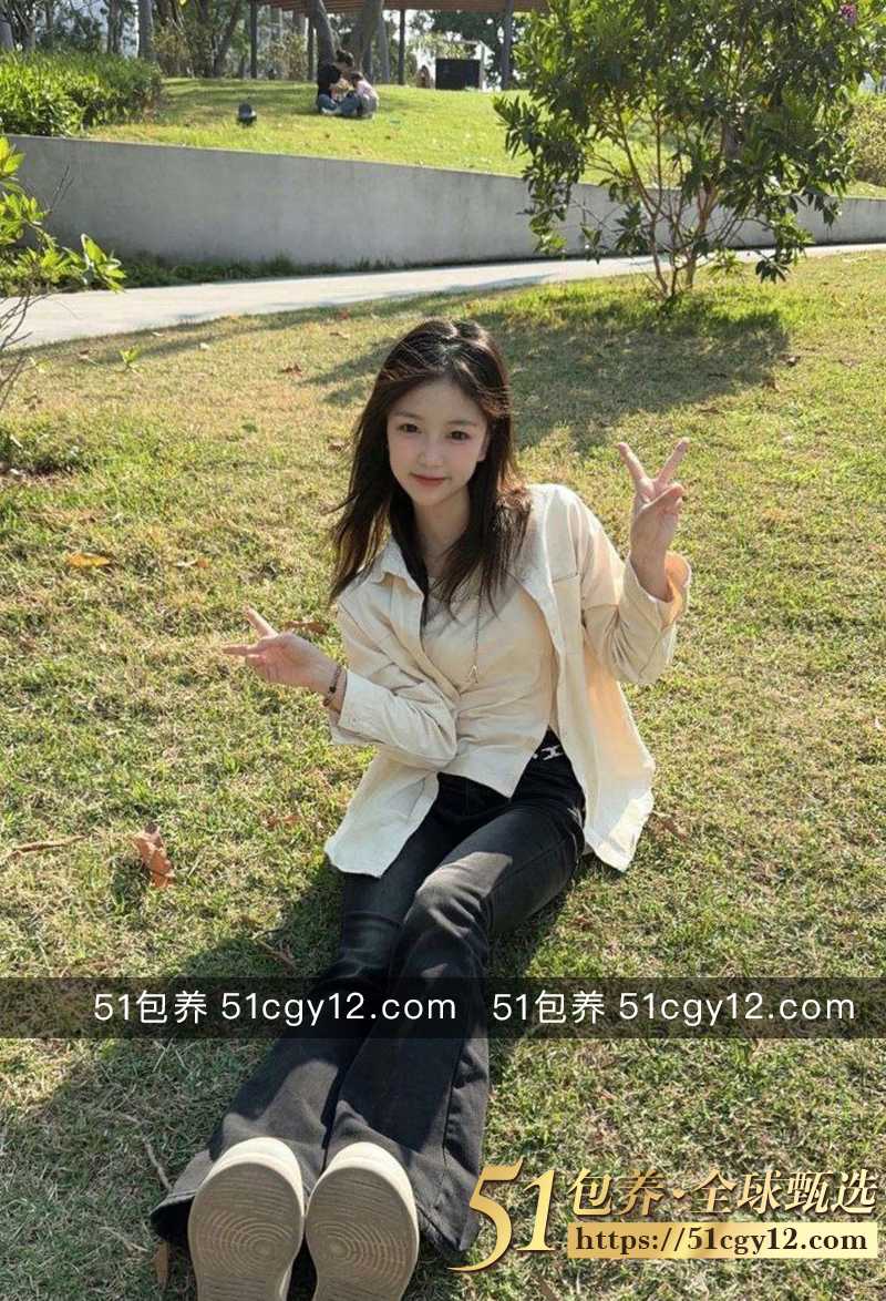 51包养 高端外围 | WGZ040807 广州清纯女神 较小可爱的处女妹妹 极其听话 质量保真 假一赔十 - 51吃瓜网-51吃瓜网