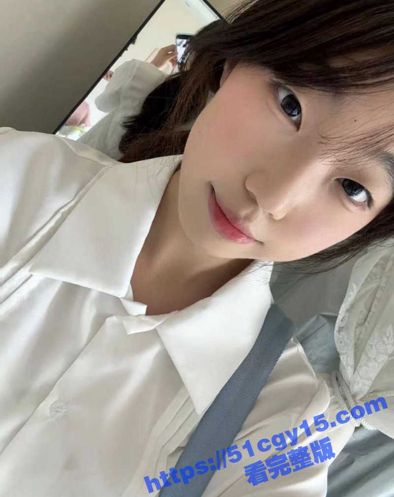高颜值反差眼镜妹 逼痒难耐给男友自拍发骚扣穴视频求安慰 惨遭男友录屏背刺发到网上卖钱！ - 51吃瓜网-51吃瓜网