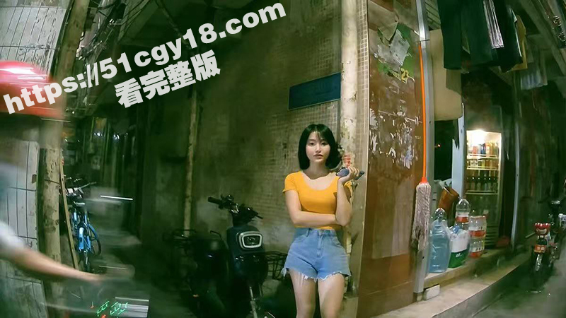 城中村再现美女花魁 颜值耐打气质绝佳 丝毫不输高端外围 200块10分种全套服务 瓜友偷拍做爱视频供大家欣赏！-51吃瓜网