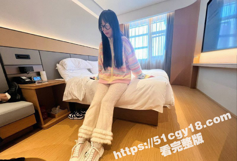 推特28万足交大神 酥小强 酒店足交视频合集流出 各种超嫩学生妹 足控党直呼过瘾！-51吃瓜网