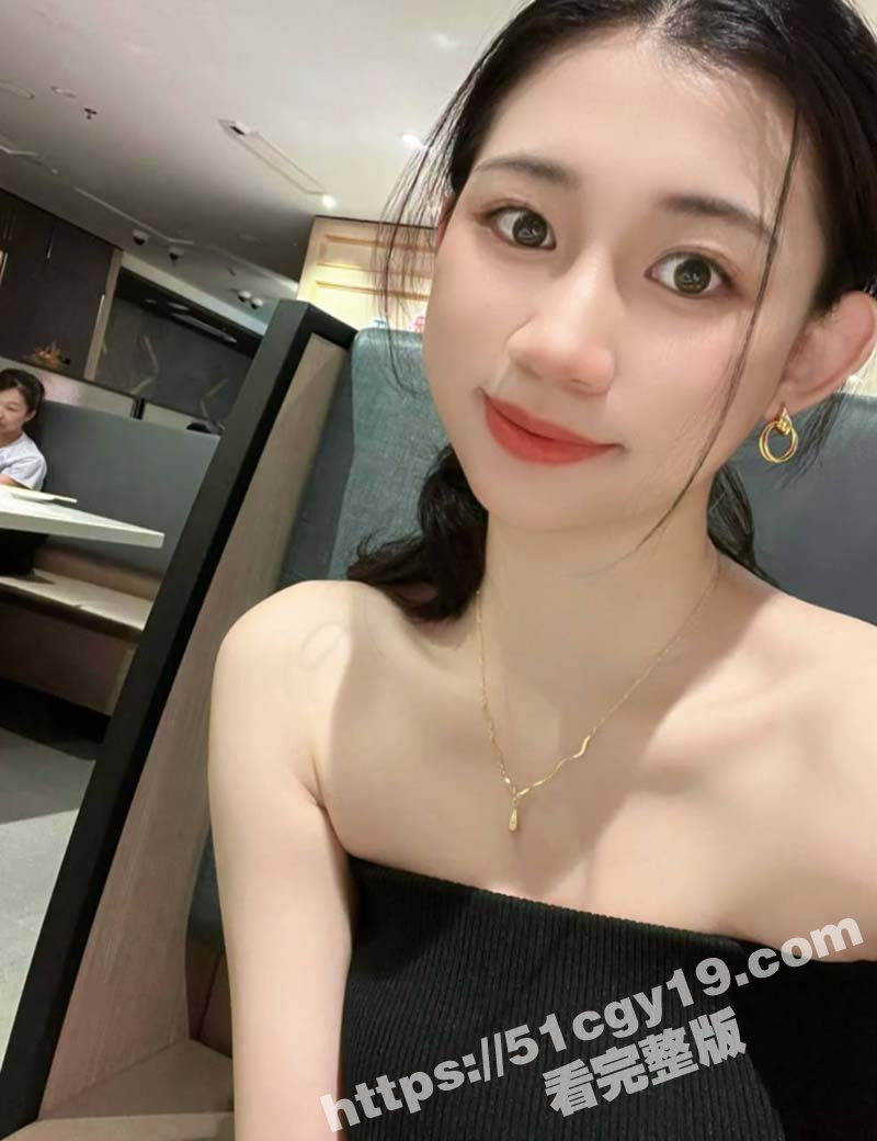 杭州33岁女健身教练 穆采然 黑丝制服兼职外围 3000一夜满足客人所有需求！ - 51吃瓜网-51吃瓜网