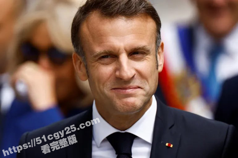 全球惊天大瓜！法国总统马克龙与英国德国领导人 去乌克兰的火车上狂嗑海洛因 镜头前慌忙藏匿惊爆全网！-51吃瓜网