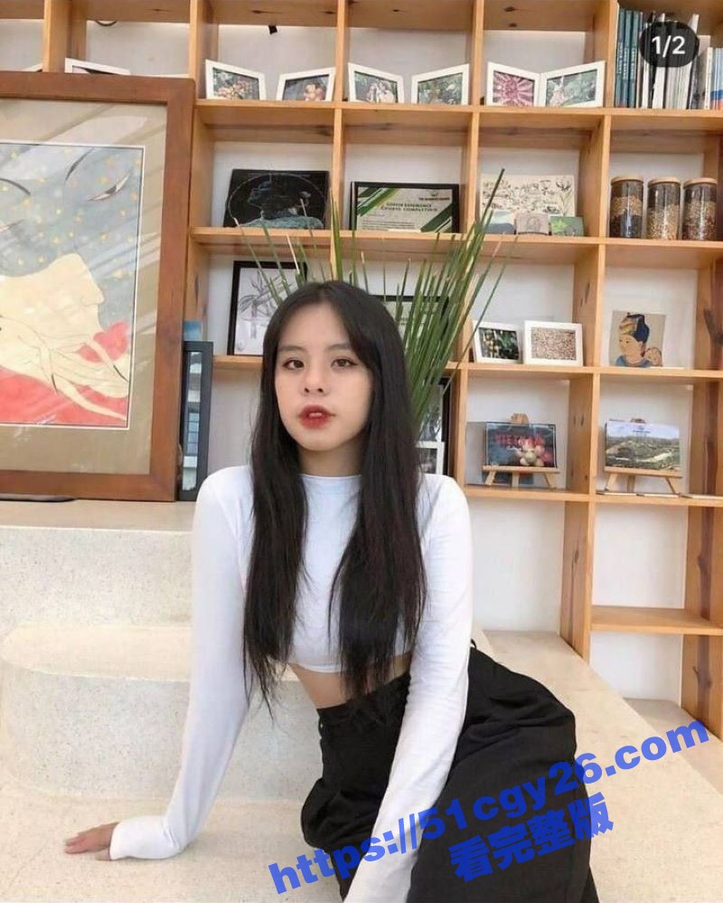 网约24岁大眼巨乳妹小夏 丰满性感身材曲线勾魂 撅起肥臀被猛烈抽插 淫水白浆四溢！ - 51吃瓜网-51吃瓜网