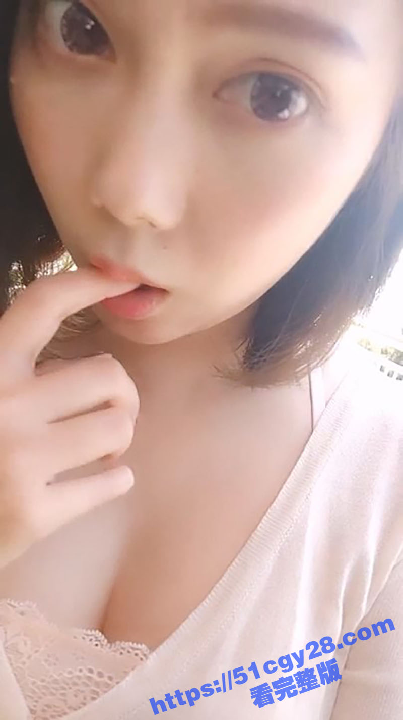 巨乳网红 骚猫 大尺度私拍流出 俩个大奶超级粉嫩 浴缸深情口交吃鸡 足交后无套爆操 浪叫声骚到没边！ - 51吃瓜网-51吃瓜网