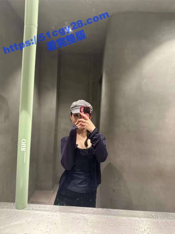 山东青岛女神 吴雯 三亚做母狗视频泄密 掐脖子扇嘴巴爆操 强制深喉口爆 娇躯被金主肆意摧残玩弄！-51吃瓜网