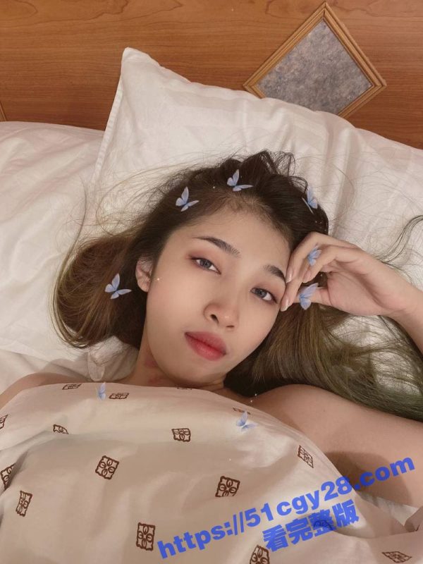 金发美女露脸性爱视频泄露 主动骑乘腰肢灵活扭动 后入猛烈顶撞臀 带起阵阵肉浪 全程呻吟不断！-51吃瓜网