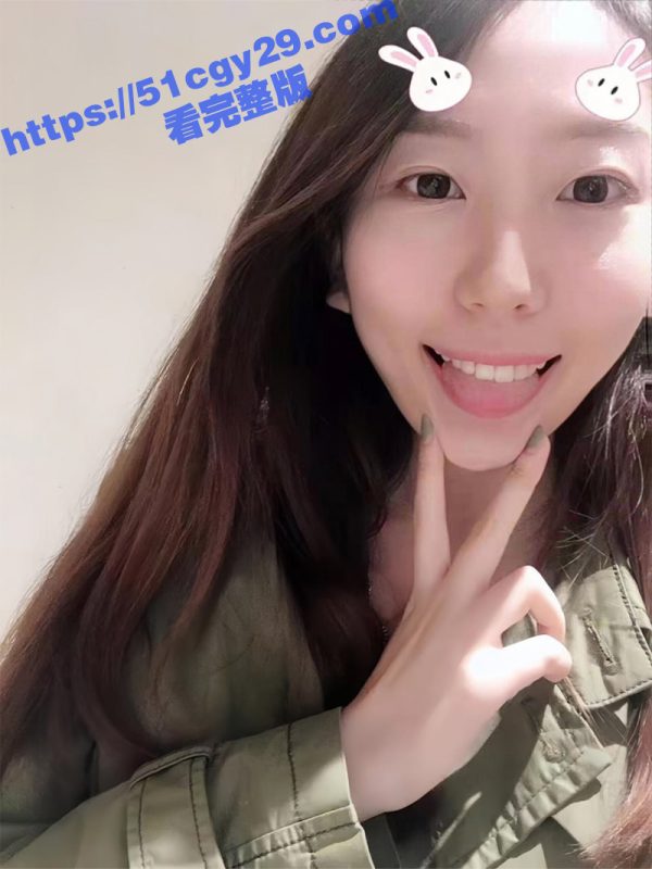 广东能源公司极品秘书 崔雅赫 私拍自慰诱惑上司 性感内衣挑逗撩拨 各种视角展示性感娇躯！-51吃瓜网