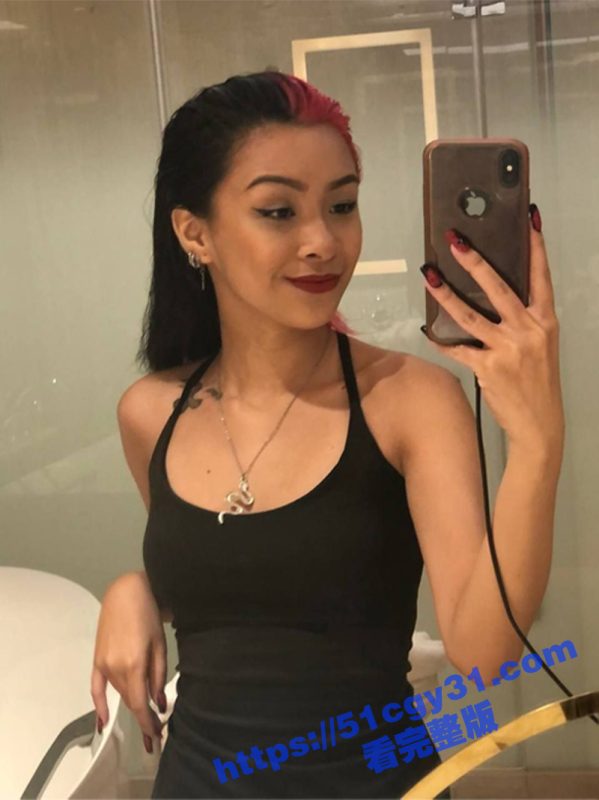 东南亚红发高颜值小美女火辣视频曝出 假鸡巴自慰高潮后主动吞食大肉棒 最终被无套猛操射腹部 全程一脸享受 !-51吃瓜网