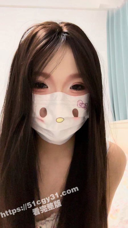 海角乱伦大神 爱吃雪糕啊 亲哥哥半夜帮我煮面吃 我蹲着吃他下面鸡巴！-51吃瓜网