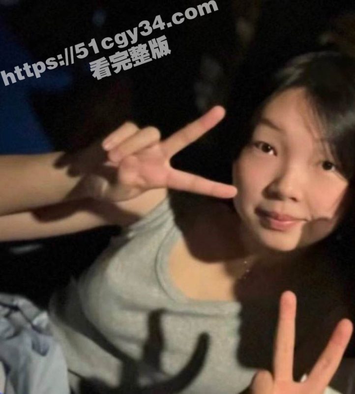 上海中桥职业技术大学 赵心悦 性爱视频曝光 眼镜婊内藏骚浪本性 口爆吞精 反差十足！-51吃瓜网