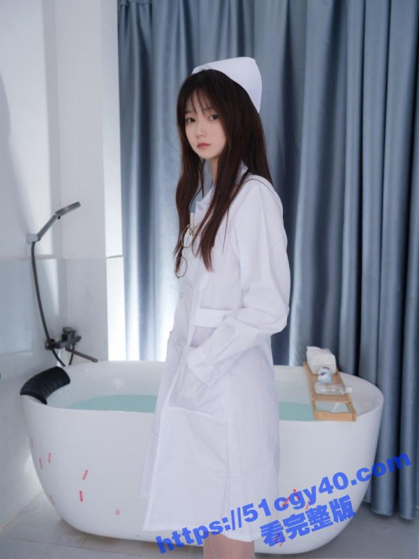 紧急企划超嫩女神 小恩 喷血私拍 楼梯间露出稚嫩肉鲍 白丝护士服衬托白嫩诱人胴体！-51吃瓜网