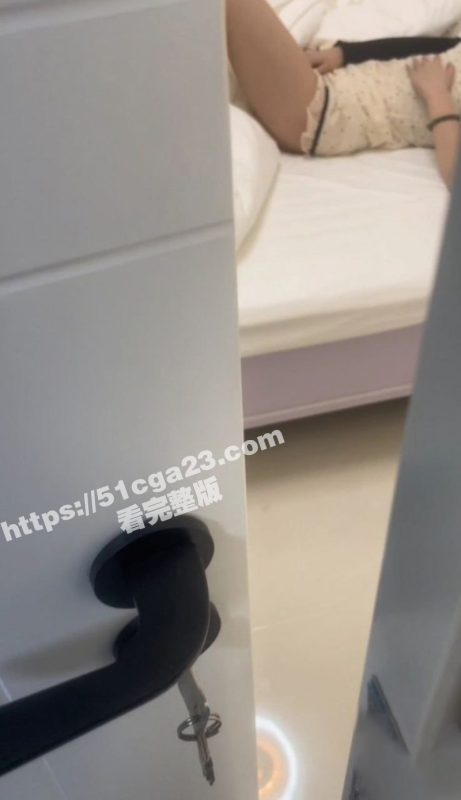海角乱伦大神 我和妹妹的故事 看到我妹妹发情 我别无选择 只能亲自帮助扑灭火焰！-51吃瓜网