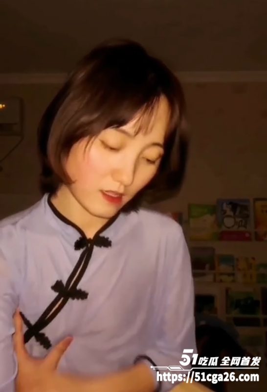 长春语文老师 张倩 气质女神竟是闷骚淫娃 与黑人约炮旧照流出 男友怒甩性爱私拍报复！-51吃瓜网