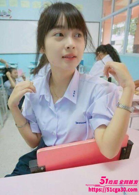 广州电子厂妹性爱视频被男友曝光 巨乳翘臀曲线勾魂 肥美臀部高翘 迎合男友猛烈抽插！-51吃瓜网