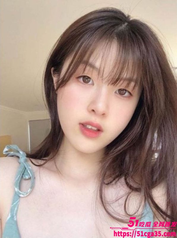 湖北大学生白虎妹妹Soul约炮被开发 真实破处见血 小母狗主动口交叫醒服务 调教后无比反差！-51吃瓜网