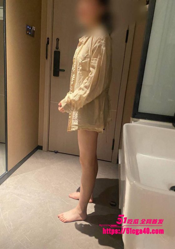 海角乱伦之新婚骚弟媳 极品小少妇为了上位主动勾引老板开房求操 自带道具任意玩弄！-51吃瓜网