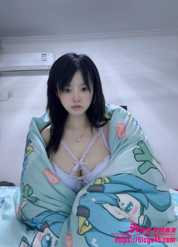 推特大奶女菩萨 乔乔 金主私人定制视频曝光 白嫩巨乳呼之欲出 完美身材引爆欲望！-51吃瓜网