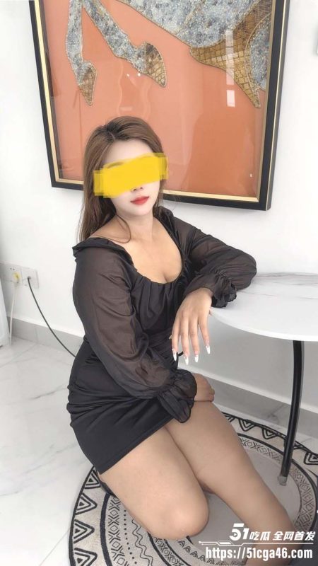 乱伦大神 奶子即正义 醉酒后当老婆的面 无套内射超美小姨子 浓精灌满多汁淫穴！-51吃瓜网