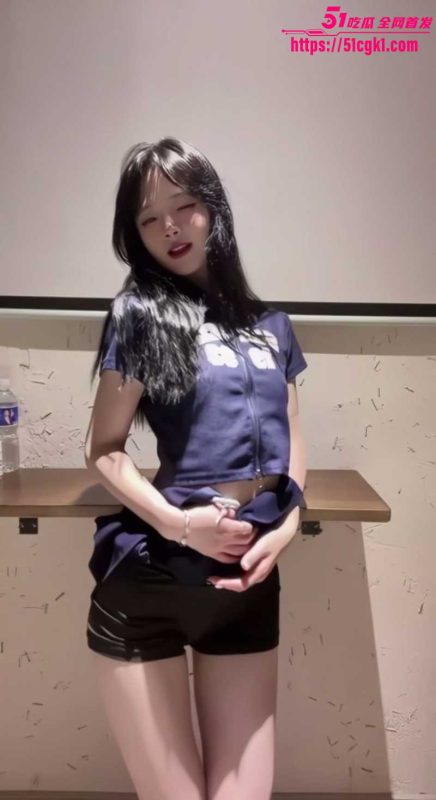 抖音网红 梁柳 金主定制舞蹈生网红裸舞 颜值身材完美 大尺度福利视频 画质修复合集！-51吃瓜网