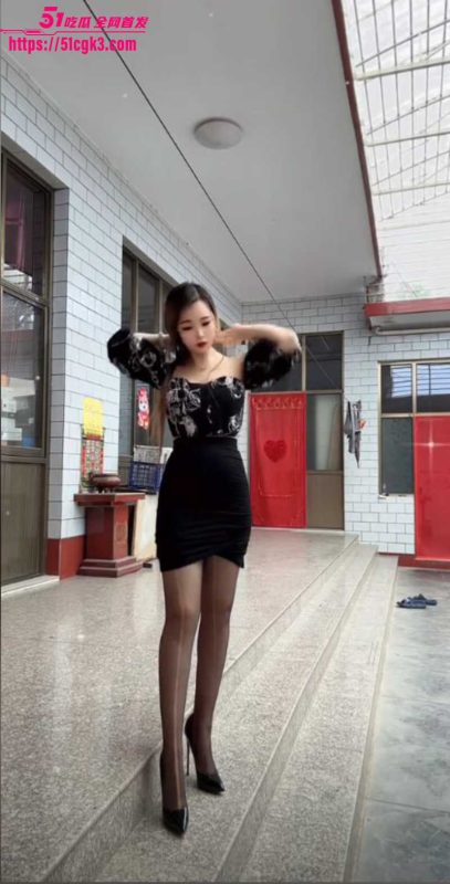 抖音极品女网红 河北辰辰螺丝姐 性感御姐少妇 自慰啪啪露脸视频流出！-51吃瓜网