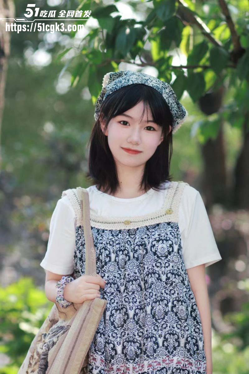 湖北宜昌公务员少妇 曾雪娇 性瘾超强M属性爆棚 婚内偷情被炮友狗链拴脖后入暴操！ - 51吃瓜网-51吃瓜网