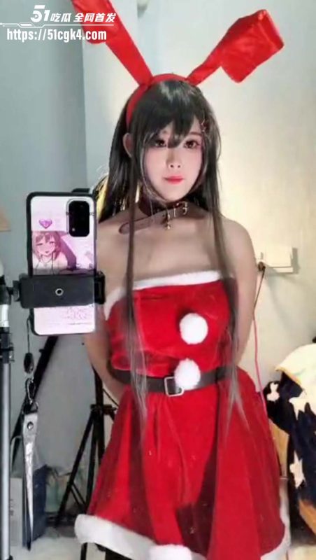 推特Coser萝莉 糯米奶麻薯 定制两部曲 脸穴同框震击敏感阴蒂 清纯颜值令人心动！-51吃瓜网