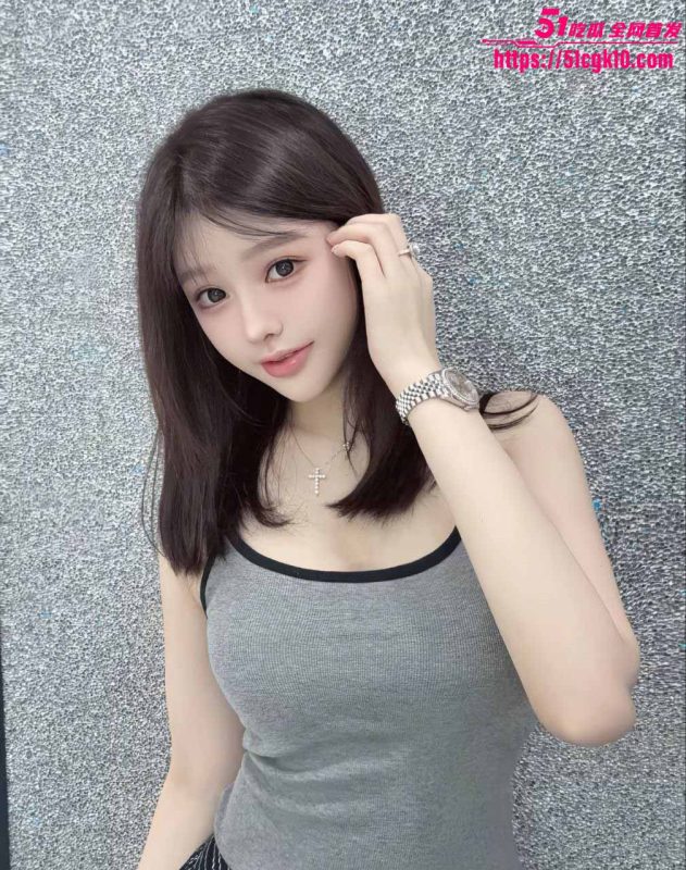 广东极品高端外围女 被金主包养私拍视频流出 口交多体位爆操激情四溢 巨乳翘臀狂摇浪叫震天！-51吃瓜网