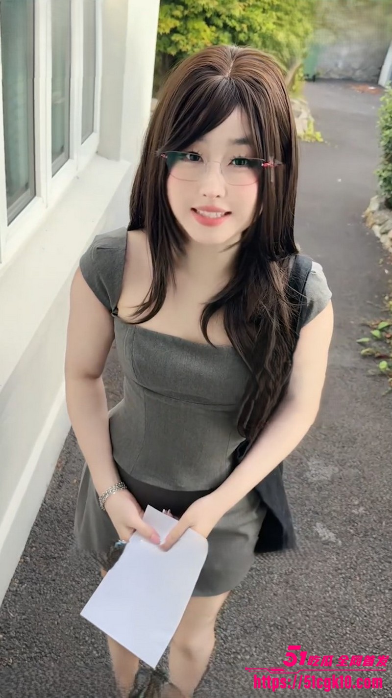 巨乳BBW女神 噗噗 新作 家庭教师的成人课 深喉口交舌钉挑逗肉棒 后入猛操肥臀 颜射满脸！ - 51吃瓜网-51吃瓜网