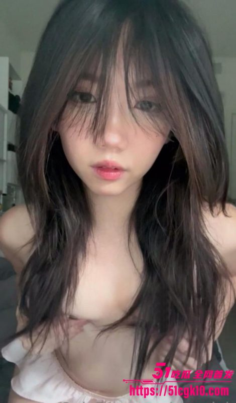 推特混血女神 AryMinh 私拍露脸福利 清纯少女自慰抠逼 嫩穴喷汁骚态尽显 口交后入淫叫连连！-51吃瓜网