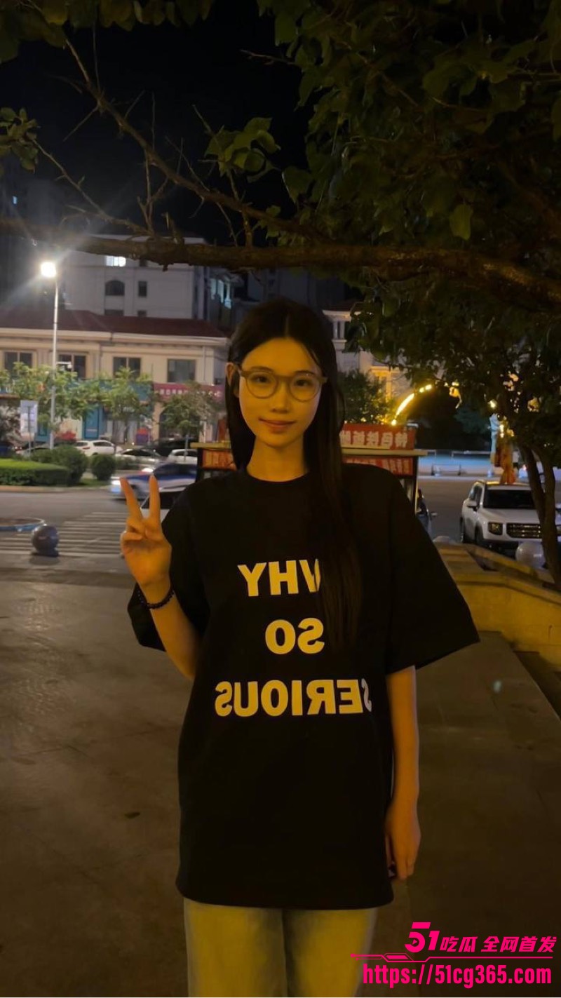 长沙师范学院 莹莹 性爱视频流出 深喉口交狂吸大屌 无套爆操淫水四溢 清纯嫩妹被干到喷潮不止！ - 51吃瓜网-51吃瓜网