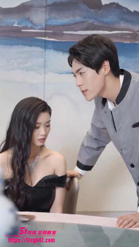 擦边短剧《逆袭翻身记》外卖小哥撞见老婆与别人偷情 一怒之家选择回家继承亿万家产！-51吃瓜网