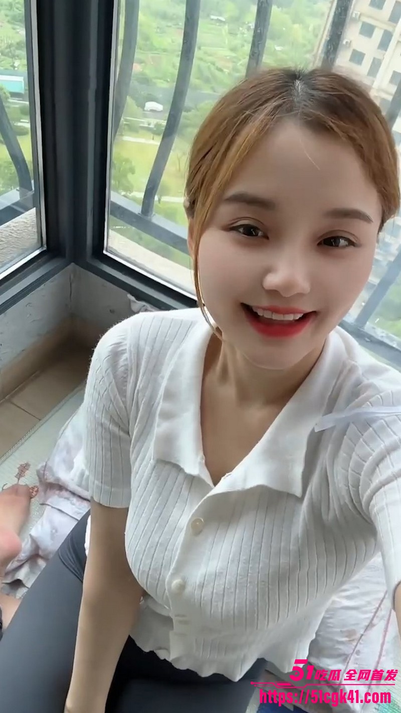 快手宝妈 留守美少妇 居家卖骚 一对一巨乳言语挑逗 丝袜翘臀撩大哥撸管 淫荡尺度硬爆屏幕！ - 51吃瓜网-51吃瓜网