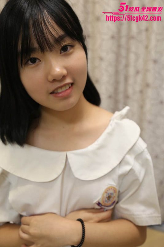 超美女大学生 邵玲 被富二代包养调教 清纯白月光变淫荡骚女 极品身材反差学妹 骚穴粉嫩淫骚至极！-51吃瓜网