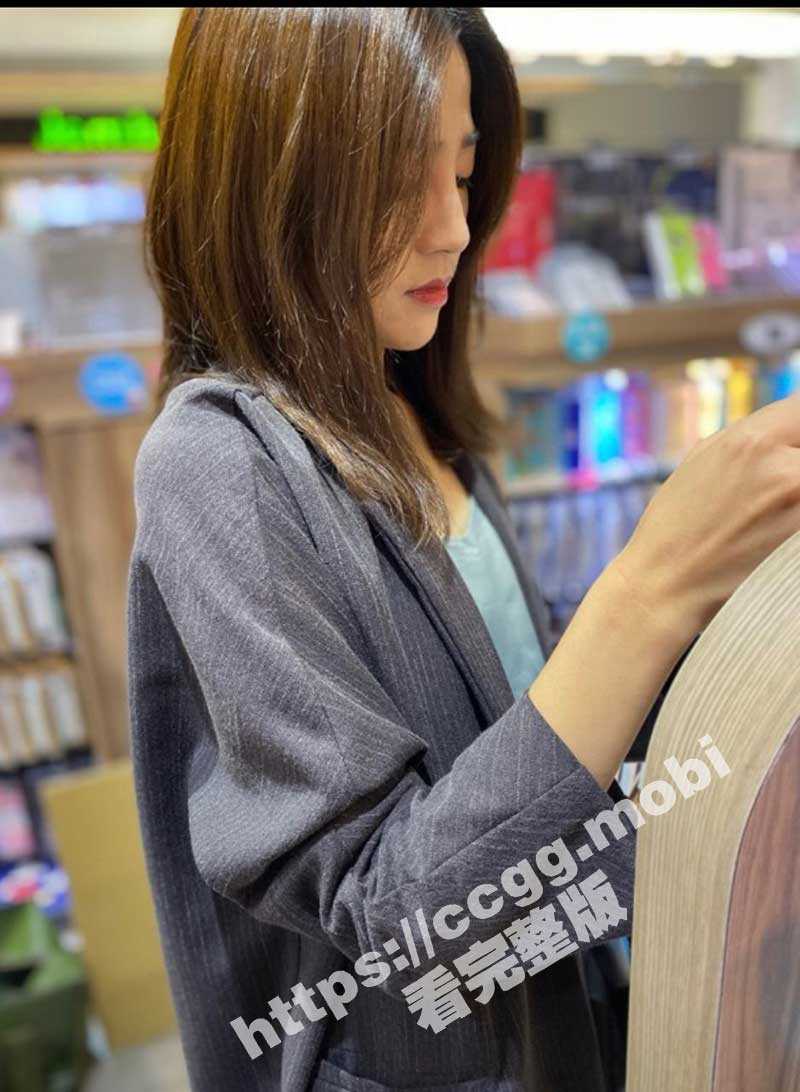 太平洋保险金牌女销售的秘密武器 酒店睡完就签单！ 两份，说好了不许反悔！ - 51吃瓜网-51吃瓜网