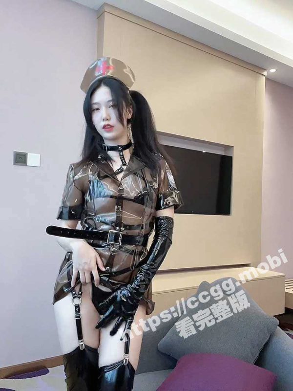 高颜值网红美女『抖娘利世』最新大尺度唯美私拍！金主爸爸定制的黑色护士-51吃瓜网
